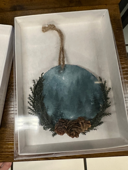 Misty Forest Wood Round Christmas Decor